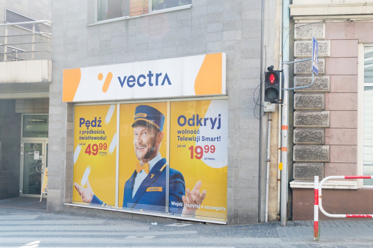 UOKiK: Jest ryzyko ograniczenia konkurencji. Vectra: Niesprzedane sieci to nieznaczny procent aktywów