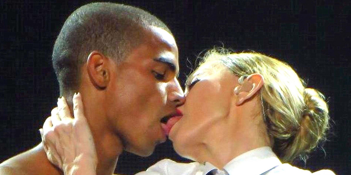 Madonna i Brahim Zaibat na scenie