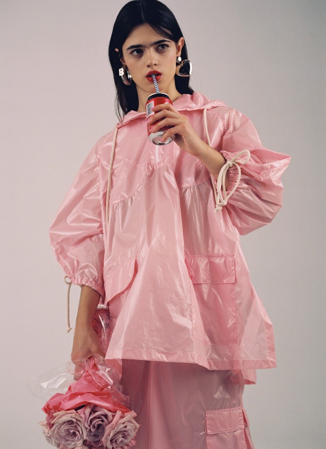 Fotó: Chus Antón Koncepció: Mapi Vidal Smink és haj: Yurema/Ana Prado Modell: Amalia Suárez/Anty Agency