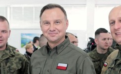Andrzej Duda nieustająco liderem zaufania. Kto wrócił na podium? SONDAŻ