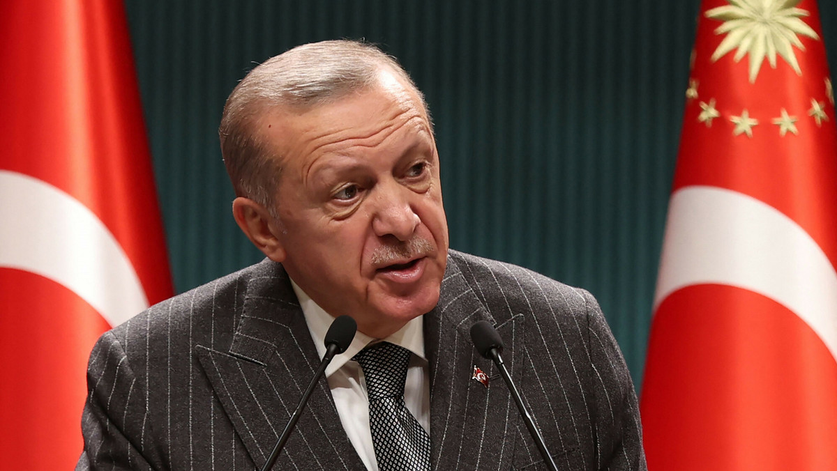 Erdogan mówi o "wyścigu zbrojeń". "Będziemy stać z boku? Nie możemy"