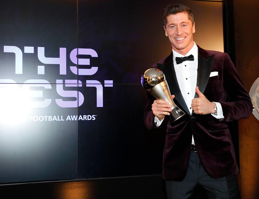 Robert Lewandowski został m.in. Piłkarzem 2020 Roku w plebiscycie FIFA