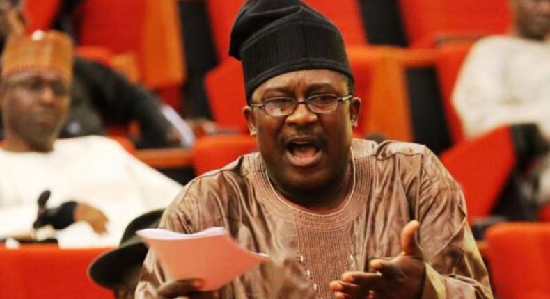 Senator Smart Adeyemi four banks came to his house asking him fill forms and take money.. (TheCable)