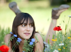 Komary atakują zażarcie. Broń się cytryną i czosnkiem