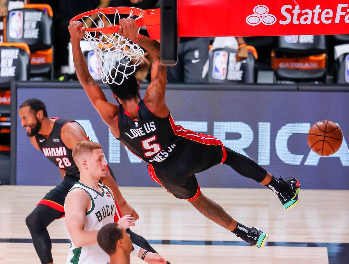Derrick Jones Jr. i Donte DiVincenzo
