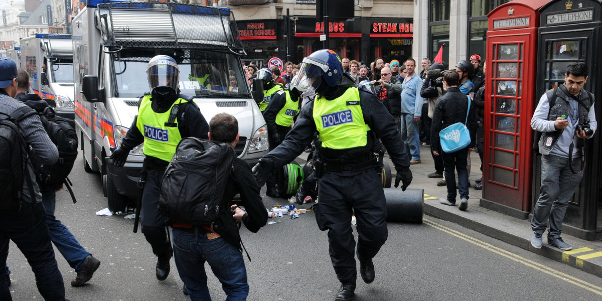 Brytyjska policja zyskała nowe uprawnienia przeciw aktywistom.