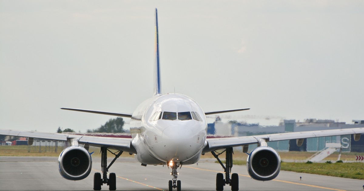アフリカ。 航空会社は機内でのトイレの使用を禁止した