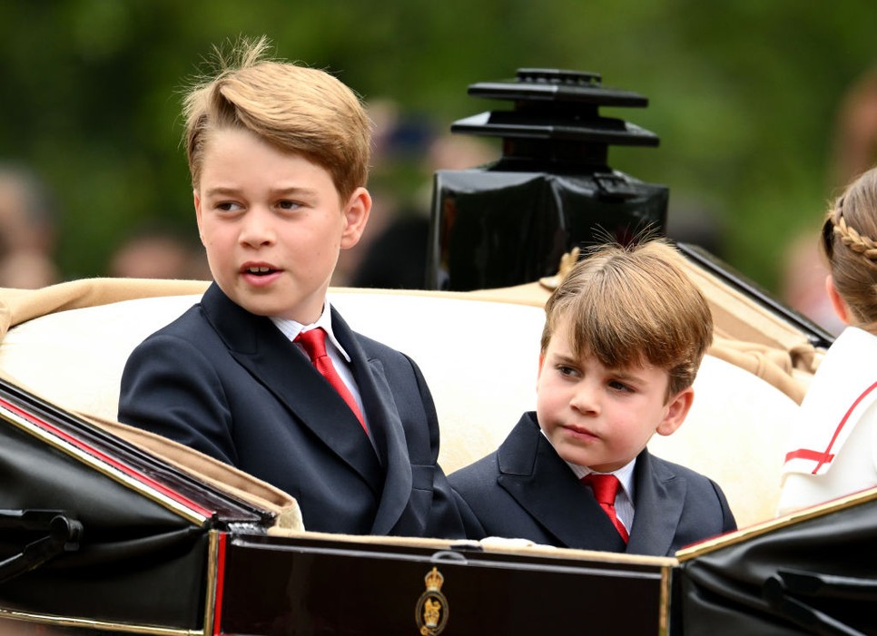 La imagen del Príncipe George puede beneficiarse del hecho de que tiene un hermano menor descarriado al que muchos se refieren como el próximo Príncipe Harry.