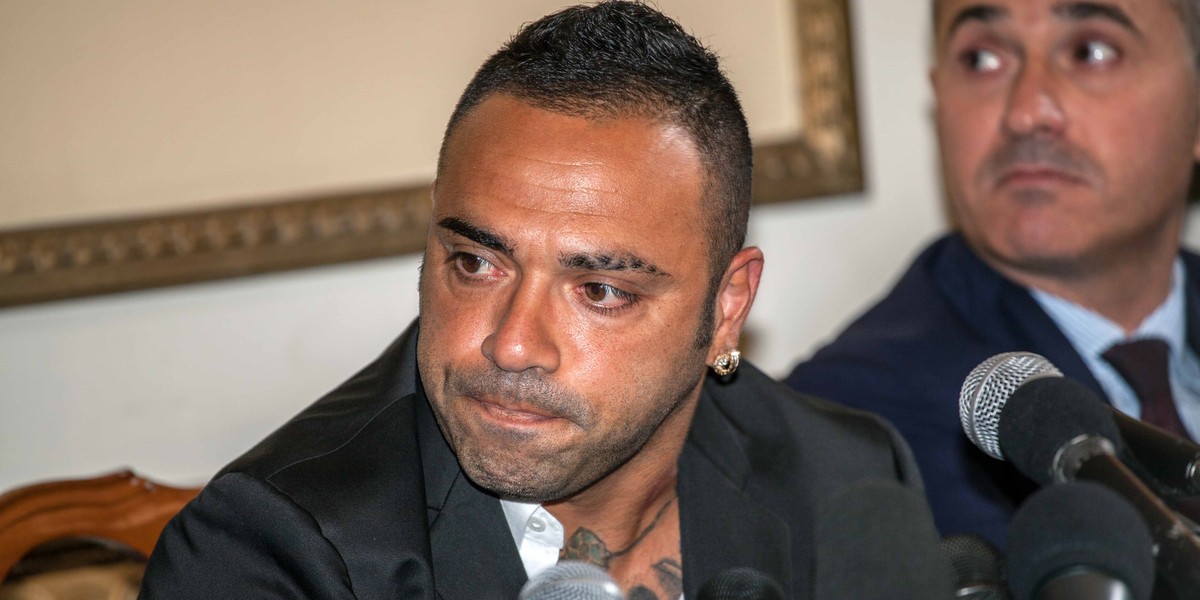 Italy: Miccoli apologizes and breaks down in tears