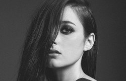 Banks jest boginią. Oto sensacja ostatnich miesięcy [ZDJĘCIA]