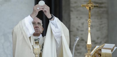 Watykan potwierdza. Ciało Chrystusa może być genetycznie modyfikowane