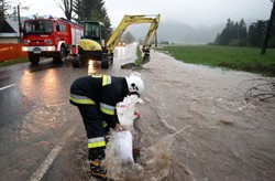 Wisła przerwała wał w Skoczowie. Ponad tysiąc interwencji strażaków [AKTUALIZACJA]