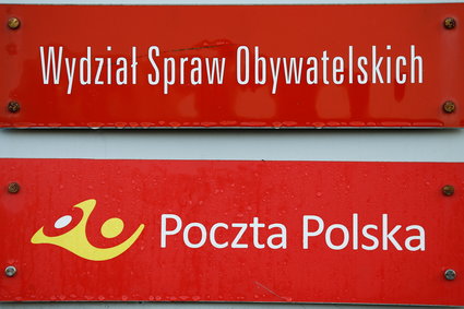 Miotła w Poczcie Polskiej i zastrzeżenia przed karkołomną akcją "wybory"