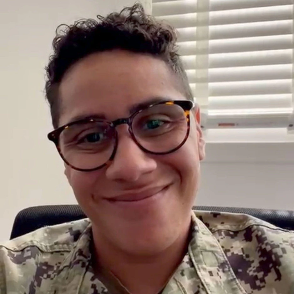 Rej je proveo 17 godina u mornarici | Foto: Rae Timberlake