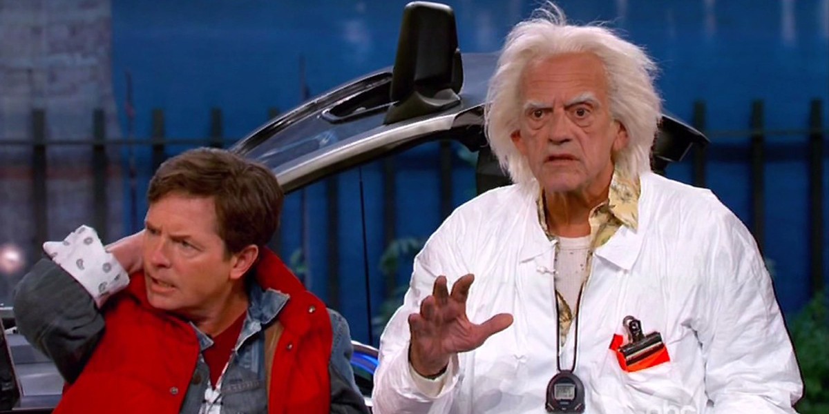 Michael J. Fox  i Christopher Lloyd. Gwiazdy kultowego "Powrotu do przyszłości" po latach w programie Jimmiego Kimmela.