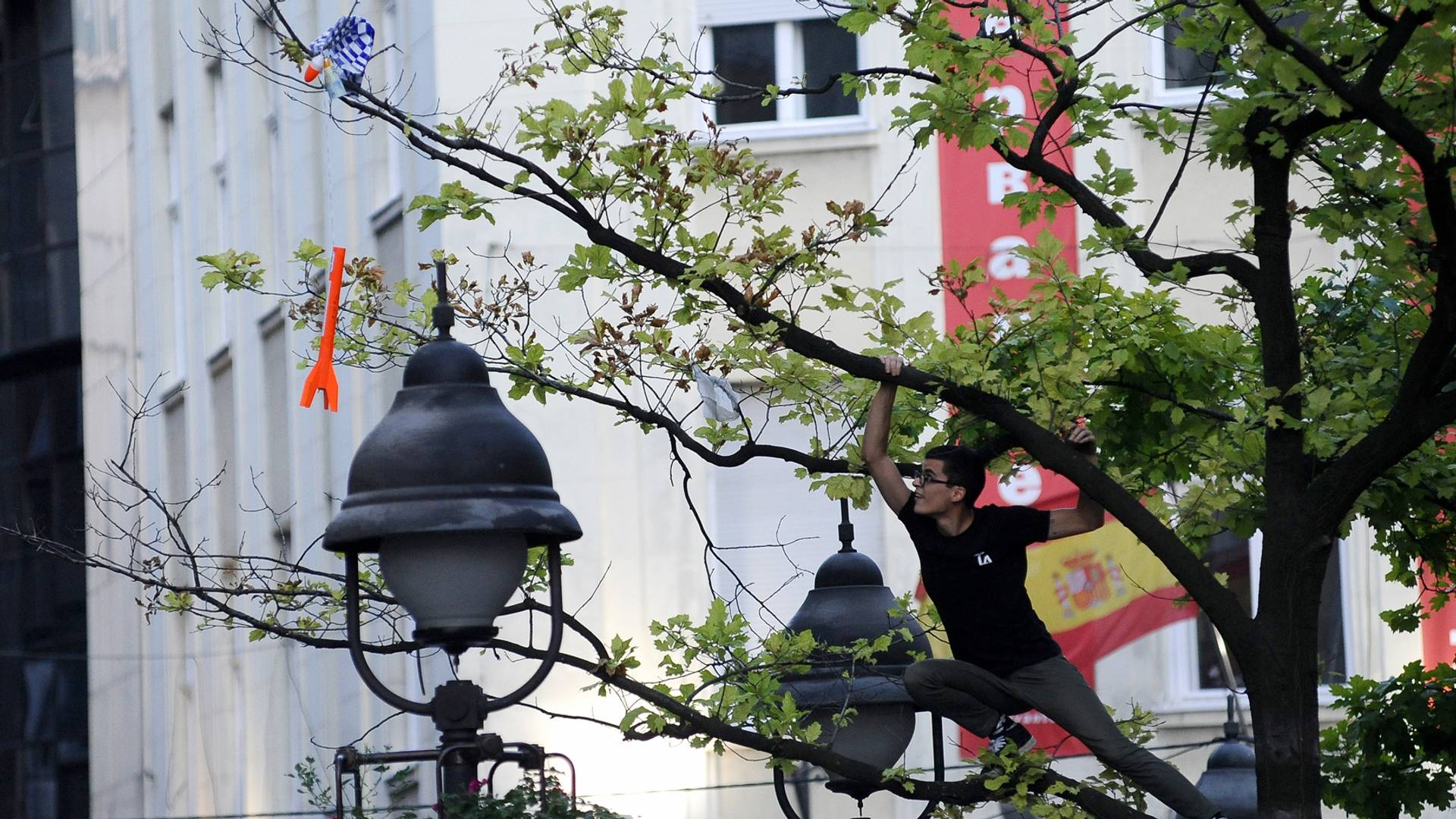 Kako smo pronašli raketu Toma Saksa na Oktobarskom salonu