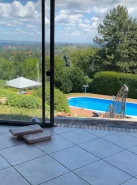 Kristina Radenković, kuća u Vojvodini