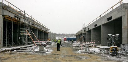 Zabudowa kompostowni na półmetku! Z Szadółek w końcu przestanie śmierdzieć?