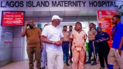 Sanwo Olu visits General Hospital (Credit: NAN)