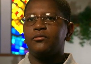 391038_davion-navar-henry-only3