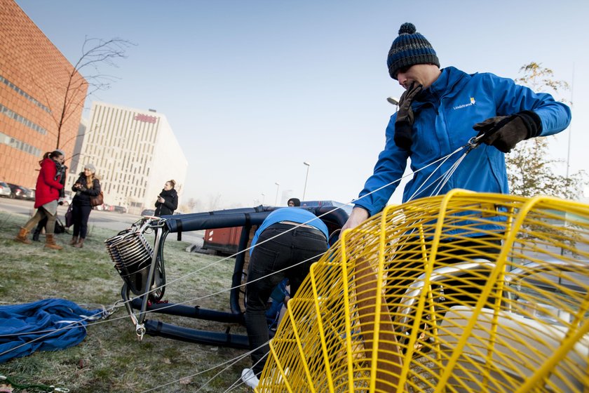 Katowice. Balon Uniwersytetu Śląskiego bada smog