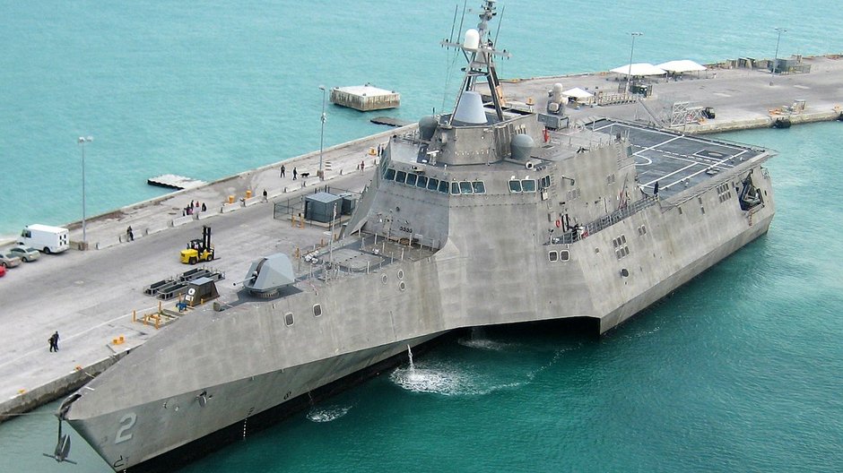 Okręt USS Independence