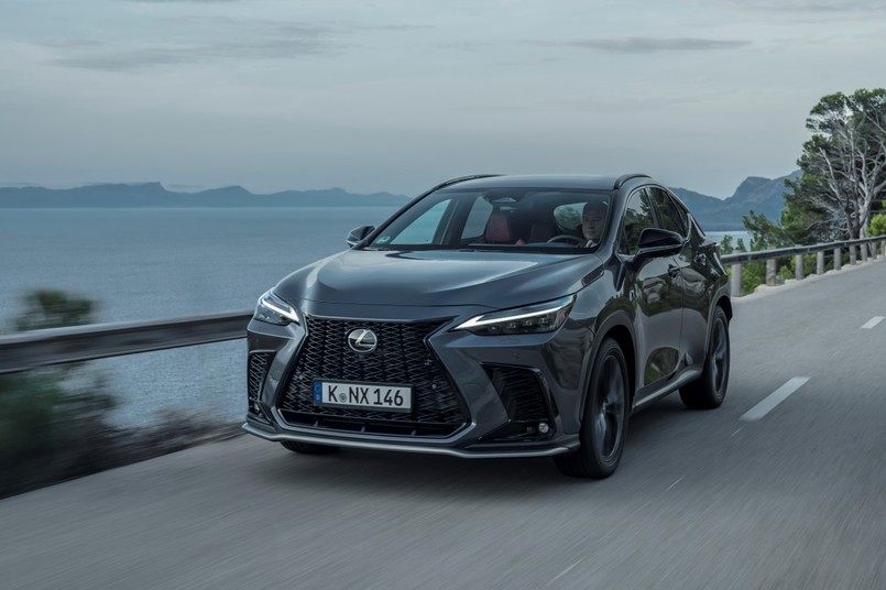 Lexus NX 450h+