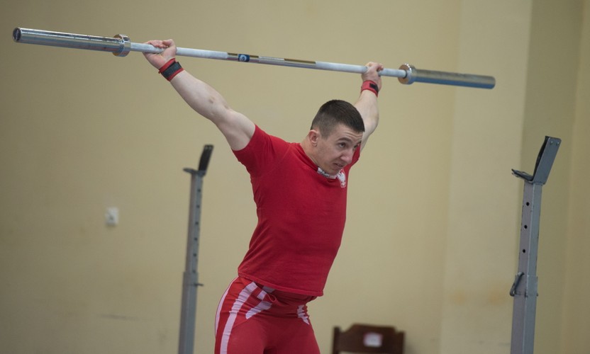 Tak trenują polscy sztangiści. Przerzucają tony żelaza