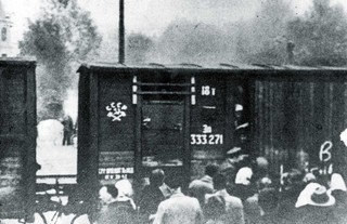 I przyszli Sowieci z karabinami...