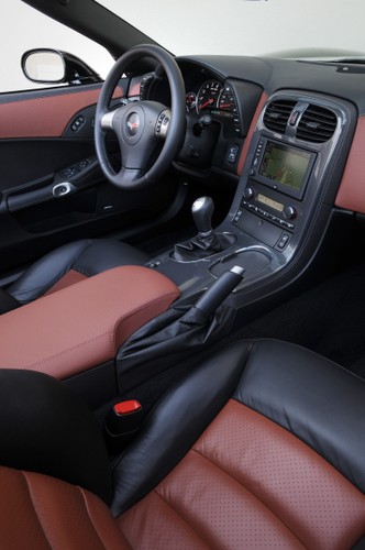 W środku 6-biegowy automat