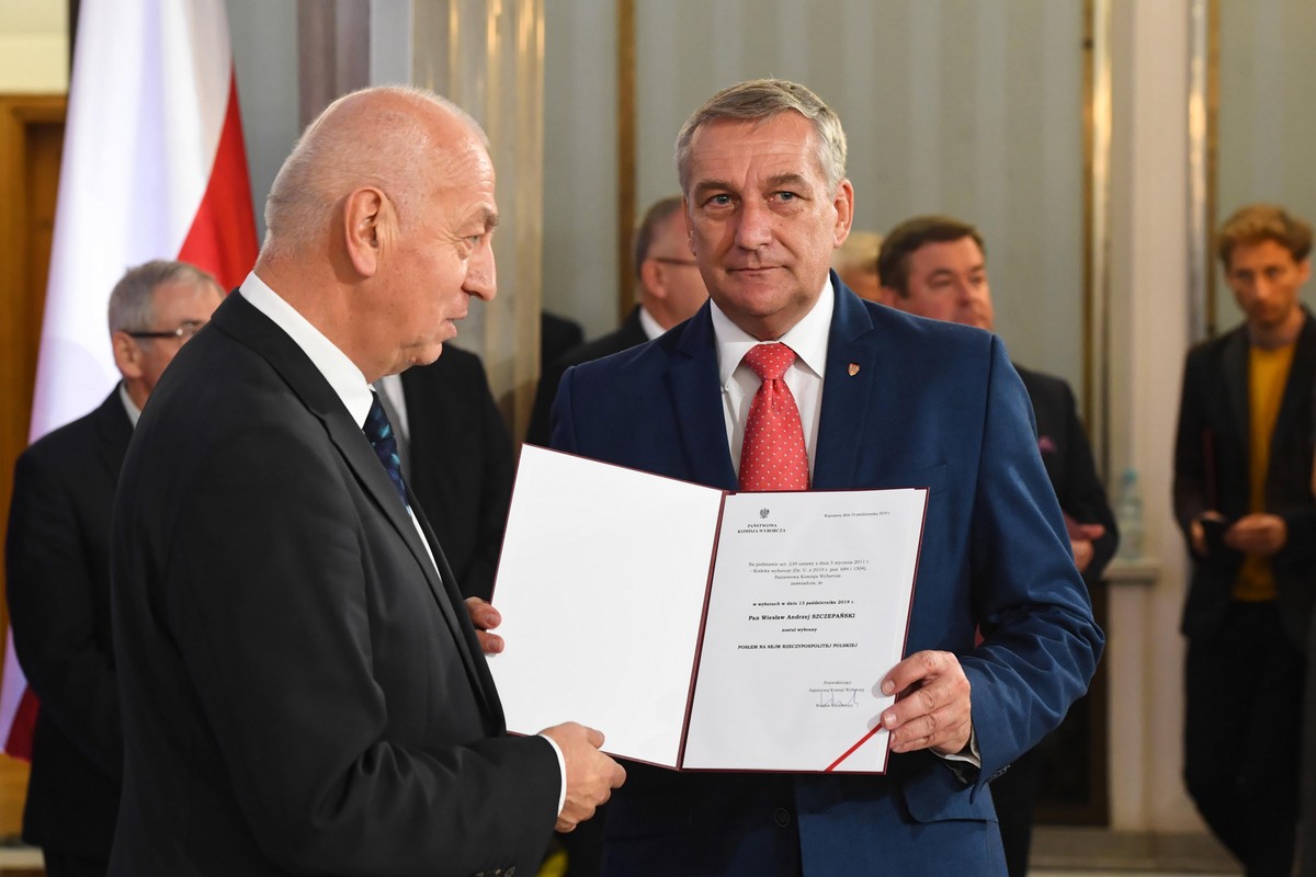 Wiesław Szczepański (Lewica) wybrany został w czwartek na przewodniczącego sejmowej Komisji Administracji i Spraw Wewnętrznych. Wybrano też 5 jego zastępców. Przewodniczącego i jego zastępców komisja wybrała spośród swoich członków.