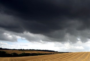 Nad Europą Wschodnią zbierają się czarne chmury greckiego kryzysu