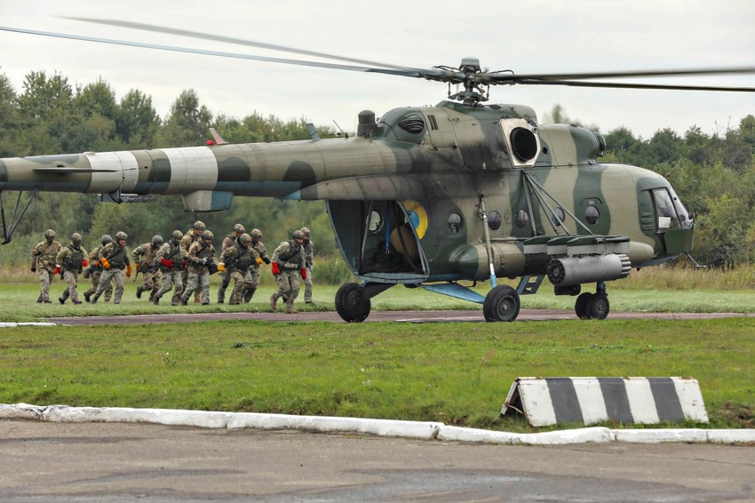 Ukrajinski vojnici u vežbi