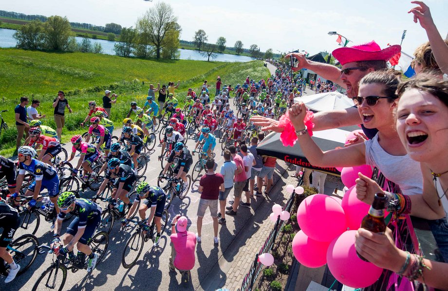 Fans partied over the peloton, stoked to have the Italian grand tour pay a visit.