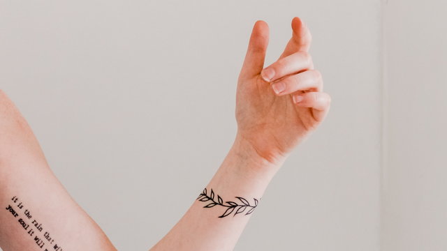 20 inspirujących wzorów tatuaży. Tak dyskretne, że nie będziesz ich żałować