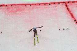 PŚ w skokach: Polska druga w Vikersund, zwycięstwo Norwegii. Żyła i Kraft ustanowili nowe rekordy