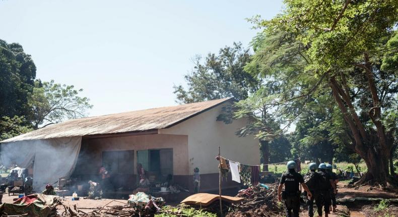 With the fighting in Bakouma, several thousand people fled to the town of Bangassou, which lies about 100km away and has a camp for internally displaced people