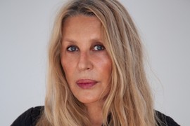 Verica Rakočević otkrila KAKO PODMLAĐUJE KOŽU: Zbog ZLATNE BILJKE u 77. izgleda dve decenije mlađe, a ovaj preparat NIKAD NE STAVLJA NA LICE