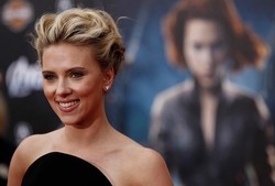 Scarlett Johansson przebiła Angelinę Jolie i zarabia najwięcej!