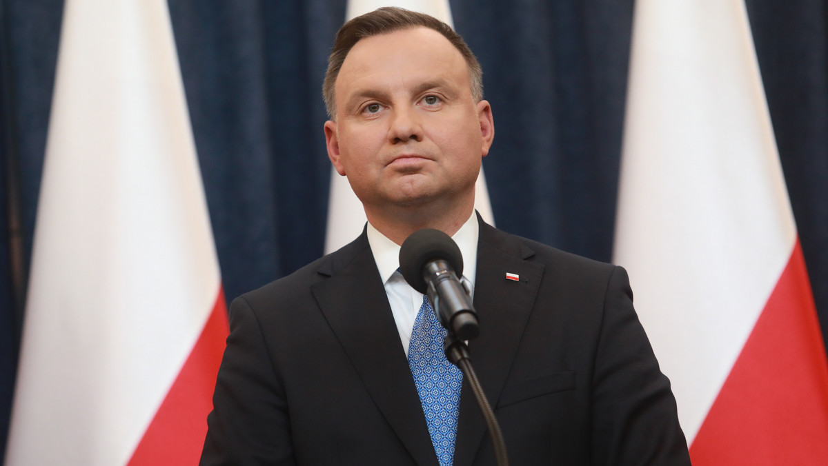 Sejm przyjął tarczę antykryzysową. Duda z apelem do Grodzkiego