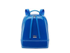 Kék plasztik FURLA 78500 Ft, Gigi Hadid is ilyet hord.