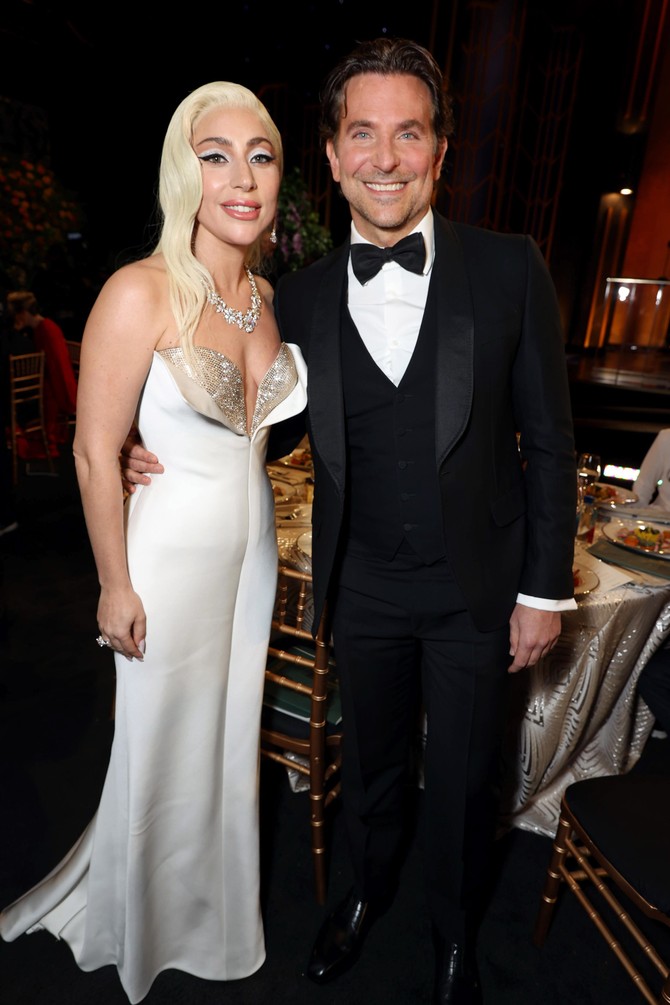 Bredli Kuper i Ledi Gaga
