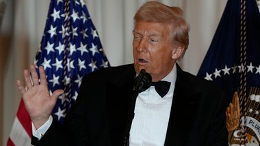 kolejny budynek przemianowany na cześć trumpa. tym razem słynna sala koncertowa