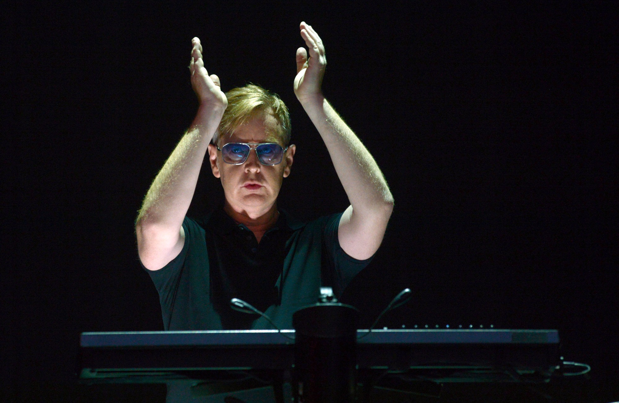 Zomrel člen skupiny Depeche Mode Andy Fletcher († 60).