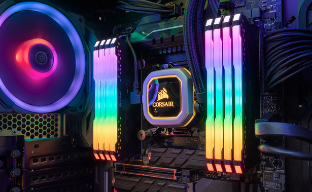 Doskonałe pamięci dla AMD Ryzen. Fani kolorowego podświetlenia będą zachwyceni