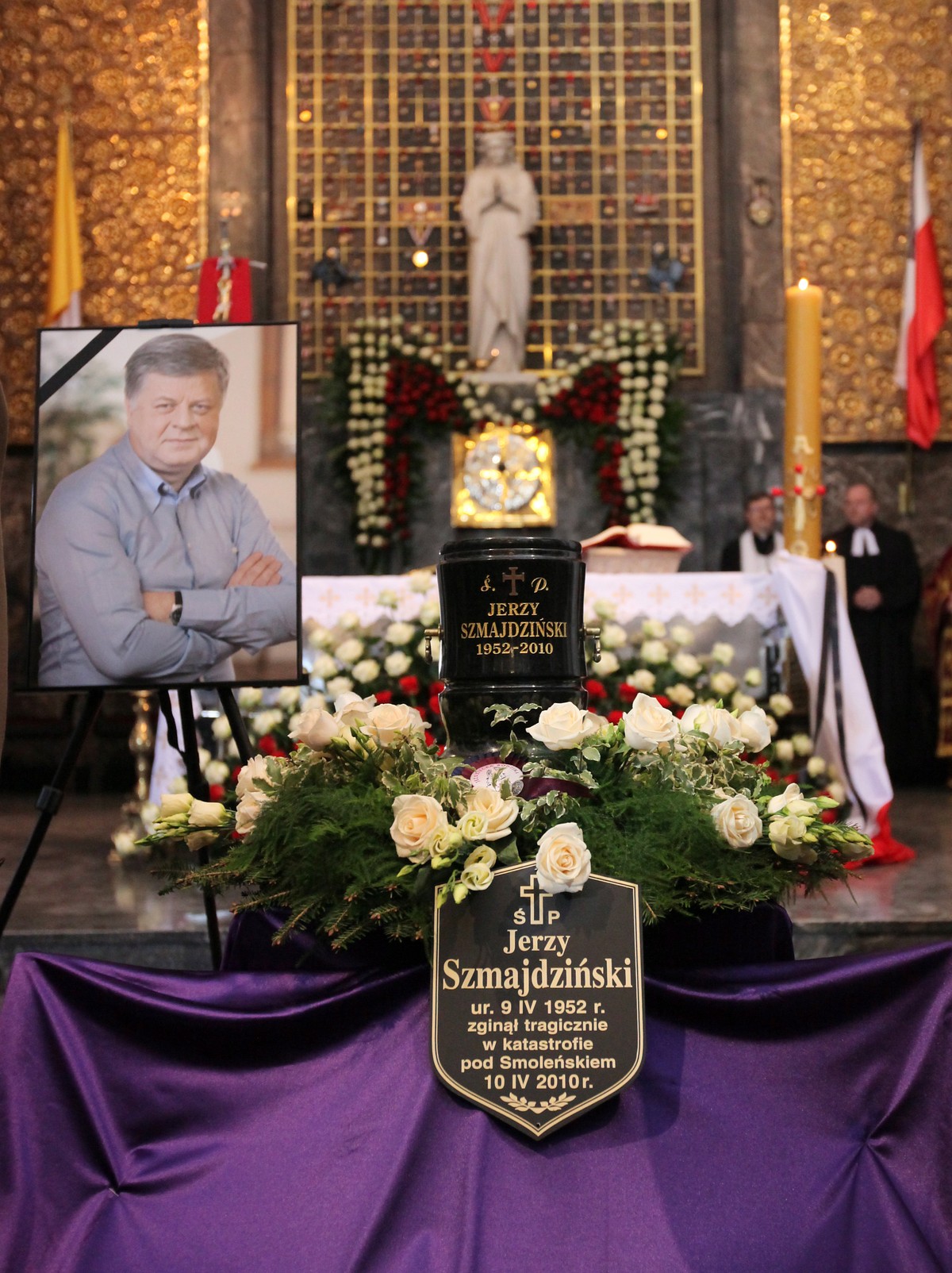 Przy urnie z prochami zmarłego asystę honorową pełnili żołnierze Kompanii Reprezentacyjnej Wojska Polskiego.