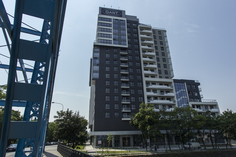 Budynek Odra Tower, inwestycja Gant Development we Wrocławiu (mr) PAP/Aleksander Koźmiński