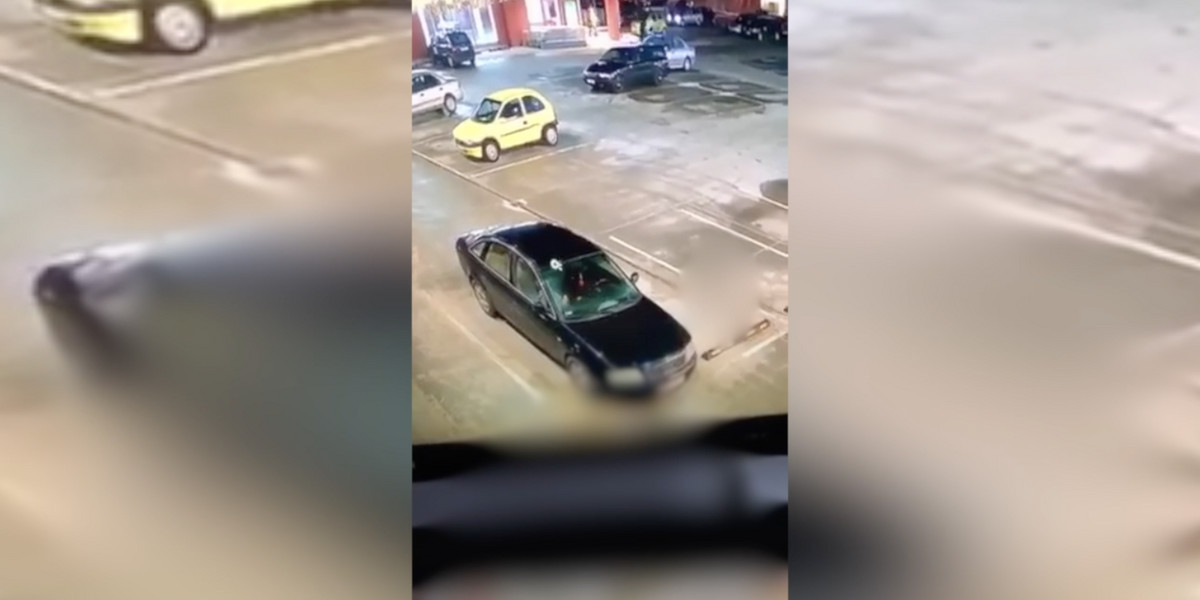 Uprawiali seks na parkingu w Elblągu