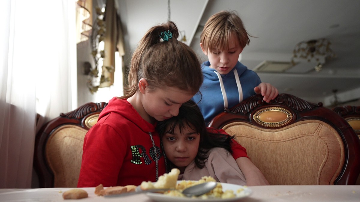 Do Centrum Rehabilitacji Dzherelo  w Kijowie przyjeżdżają dzieci z różnych rejonów Ukrainy, głównie wschodnich, połowa z nich to sieroty i półsieroty