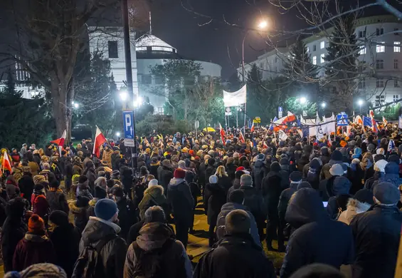 Patrzysz na to, co dzieje się w Polsce i nie wiesz, o co chodzi? Pomożemy ci